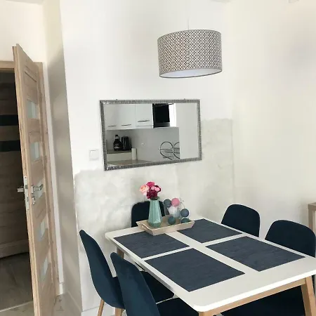 20 Apartment *